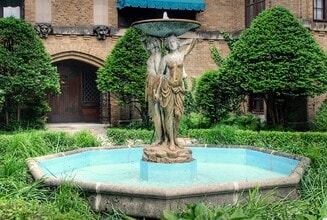 2448 W Greenleaf Ave, Unit 3 in Chicago, IL - Foto de edificio - Building Photo