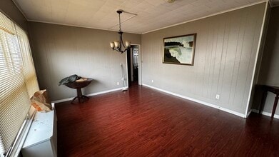 1843 Hertel Ave, Unit Hertel Lower in Buffalo, NY - Building Photo - Building Photo