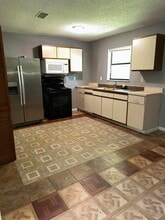 1264 36th Ave SW in Vero Beach, FL - Building Photo - Building Photo