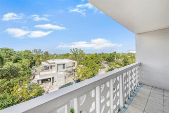 4141 Nautilus Dr in Miami Beach, FL - Building Photo - Building Photo