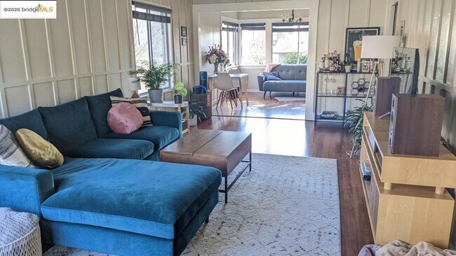 property at 1730 Francisco St