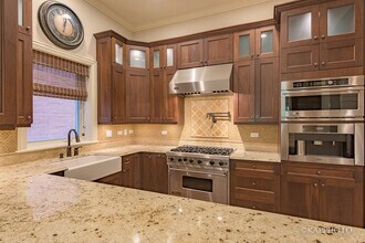 100 S Sangamon St in Chicago, IL - Building Photo - Building Photo