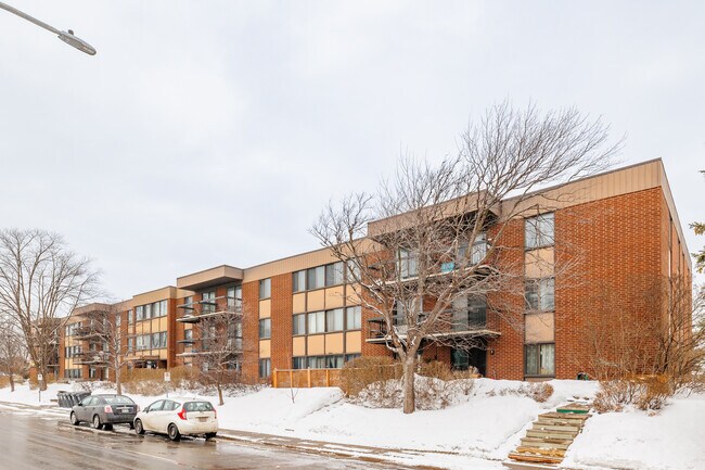 Illots de Ste-Therese in Ste-Thérèse, QC - Building Photo - Building Photo