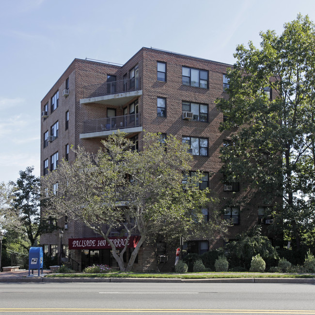 Palisade Terrace in Fort Lee, NJ - Building Photo - Building Photo