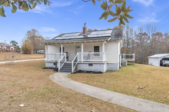 1004 Old Spartanburg Hwy in Woodruff, SC - Building Photo - Building Photo