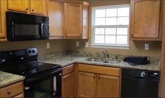 2237 Spring Meadow Ln SE in Cleveland, TN - Building Photo