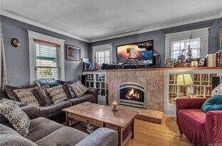 558 Linden Ave, Unit 2 in Buffalo, NY - Building Photo