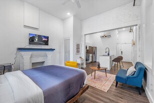 18 W Elder St in Cincinnati, OH - Building Photo