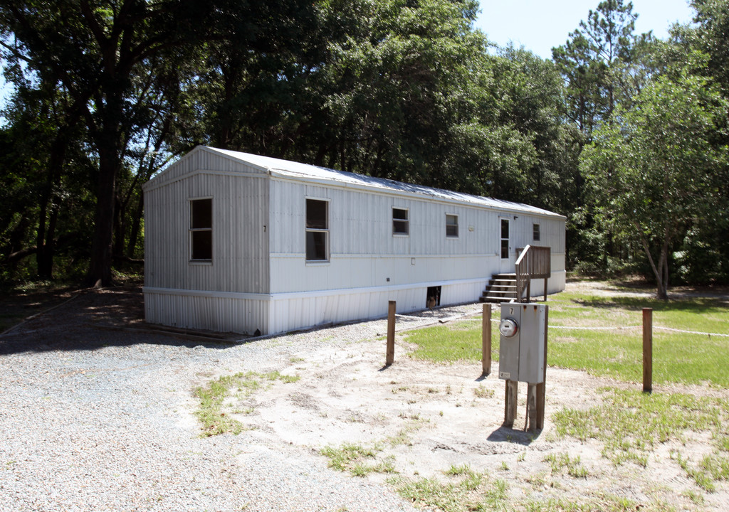 Harbor Ridge Mobile Home Park in Southport, NC - Building Photo