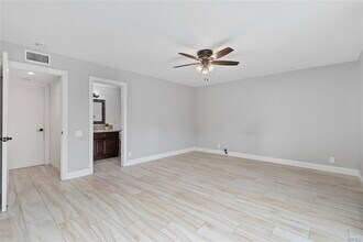 26451 Vía Juanita in Mission Viejo, CA - Building Photo - Building Photo