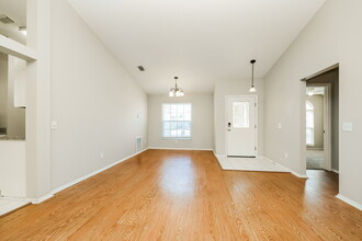 11804 Dunster Ln in Parrish, FL - Building Photo - Building Photo