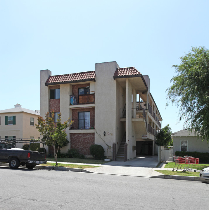 1028 Elm Ave in Glendale, CA - Building Photo