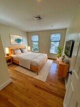 10 Cheever Ct, Unit 2 in Boston, MA - Foto de edificio - Building Photo