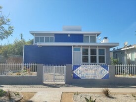 709 S Flower St in Inglewood, CA - Building Photo
