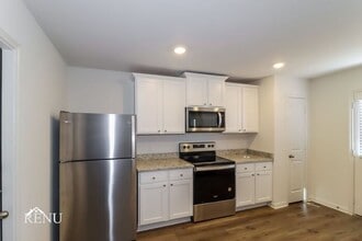 129 Somerdale Pass in Jarrell, TX - Building Photo - Building Photo