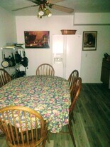 1693 E Fort Union Blvd in Cottonwood Heights, UT - Building Photo