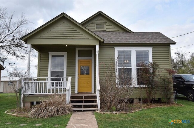 property at 109 E Bailey St