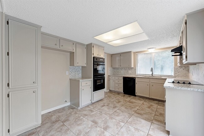 15806 Spring Forest Dr