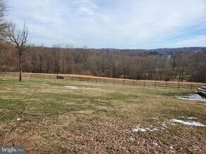 119 Mt Airy Rd in Coatesville, PA - Building Photo - Building Photo