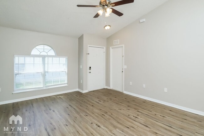 8537 English Oak Dr in Jacksonville, FL - Building Photo - Building Photo