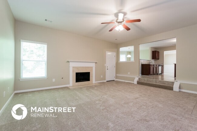 6322 Shell Dr SW in Atlanta, GA - Building Photo - Building Photo