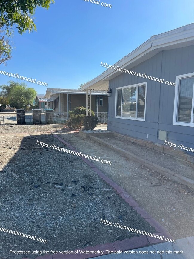 24845 Howard Dr in Hemet, CA - Building Photo - Building Photo