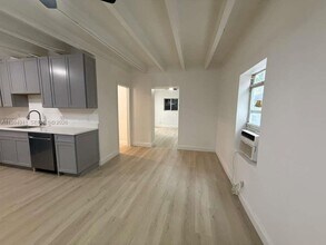 1608 NW 5th Ave in Fort Lauderdale, FL - Building Photo - Building Photo