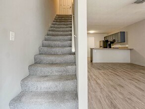 1921 Larette Dr in Tallahassee, FL - Building Photo - Building Photo