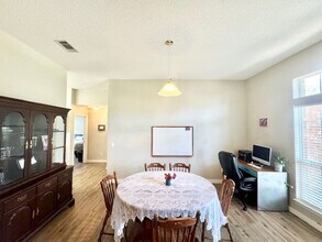 4233 Shadow Ln in Niceville, FL - Building Photo - Building Photo