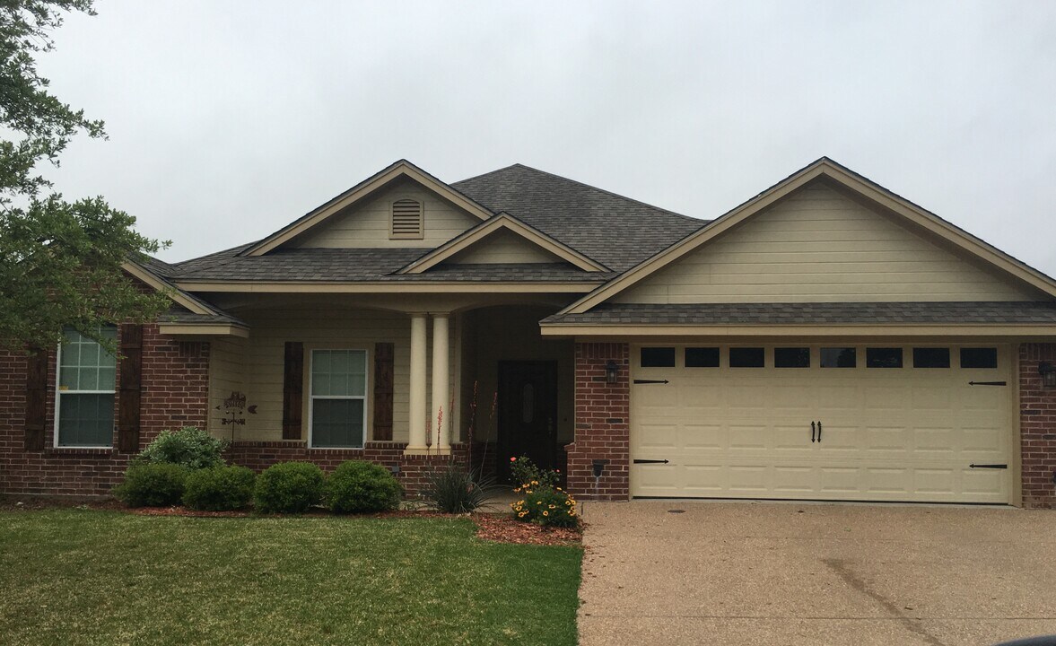 2913 Pueblo Dr in Waco, TX - Building Photo