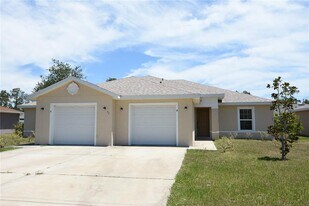 31 Rosecroft Ln in Palm Coast, FL - Building Photo