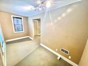 424 W Washington St in Milwaukee, WI - Building Photo - Building Photo