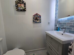 51 Queens Way in Englishtown, NJ - Building Photo - Building Photo