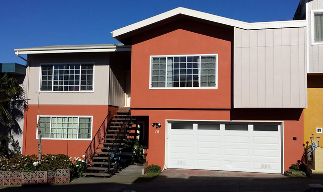 property at 18 Roemer Way