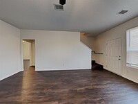 29338 Turnbury Village Dr in Spring, TX - Foto de edificio - Building Photo