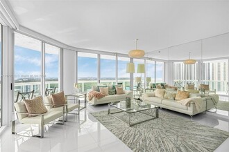 16400 Collins Ave in Sunny Isles Beach, FL - Building Photo - Building Photo