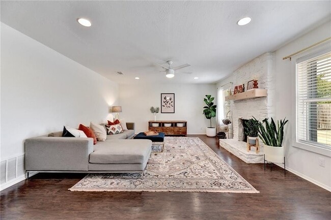 8308 Roan Ln in Austin, TX - Building Photo - Building Photo