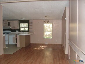 532 Grandview Bend in Canyon Lake, TX - Building Photo - Building Photo