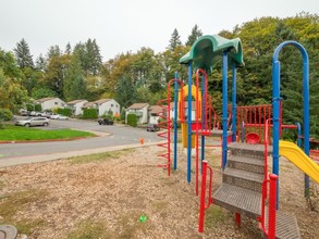 Stone Creek Apartments at Oregon City in Oregon City, OR - Foto de edificio - Building Photo