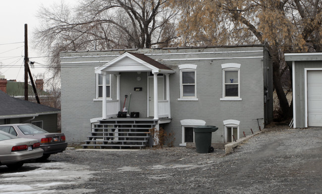 124 W Apricot Ave in Salt Lake City, UT - Building Photo - Building Photo