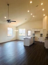 18313 Calasetta Dr in Pflugerville, TX - Building Photo - Building Photo