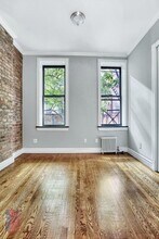 246 Mott St in New York, NY - Building Photo - Building Photo