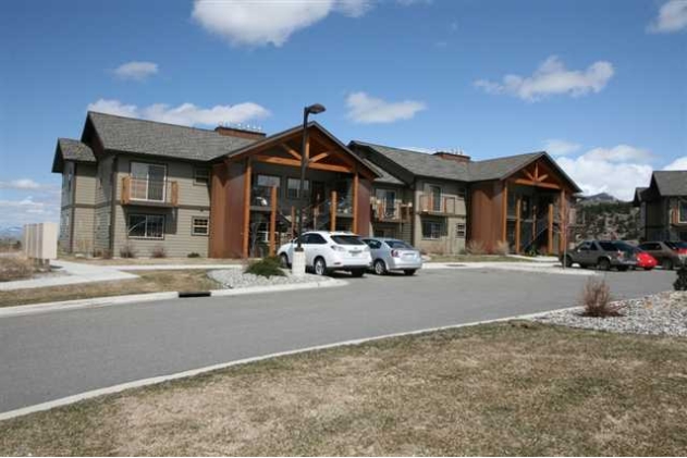 Saddle View Apartments Bldg 2 in Bozeman, MT - Building Photo