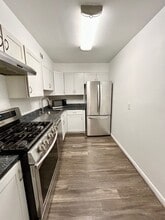 10300 Westlake Dr in Bethesda, MD - Building Photo - Building Photo