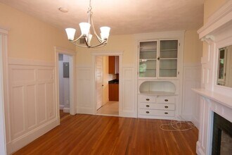 1891 Beacon St, Unit 3 in Brookline, MA - Building Photo - Building Photo