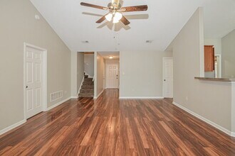 1813 Cherry Creek Dr in Southaven, MS - Building Photo - Building Photo