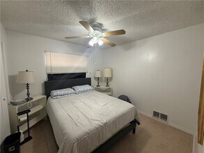 2545 Kemp Ave in Kingman, AZ - Building Photo - Building Photo