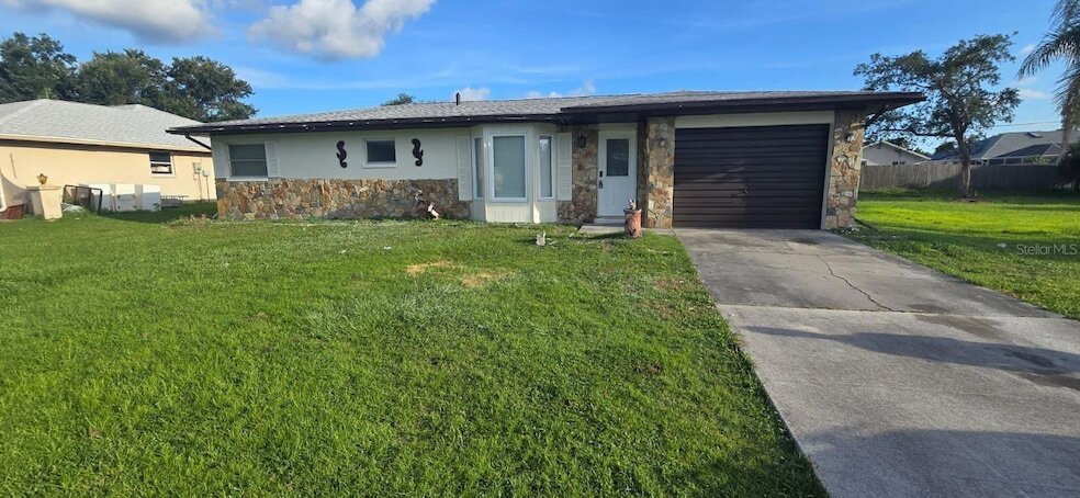 23067 Elmira Blvd in Port Charlotte, FL - Building Photo