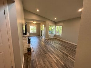 1035 Delna Manor Ln, Unit 1035 in San Jose, CA - Building Photo - Building Photo