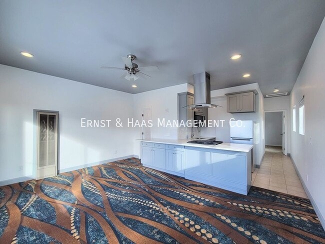 934 E Broadway in Long Beach, CA - Building Photo - Building Photo